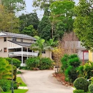 4br-exec-large-house-close-to-shopstrain-buses.queenslandhotels.net/